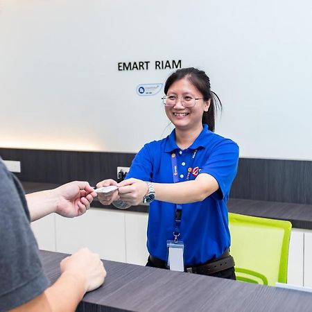 Emart Hotel Miri Eksteriør bilde